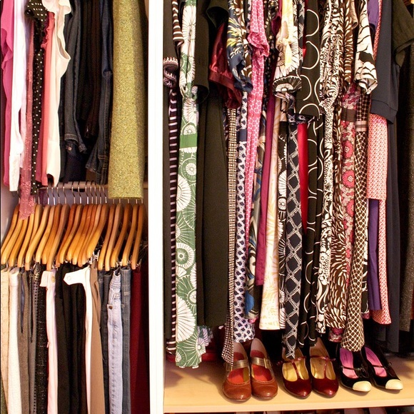 12 PCS CLOTHING MYSTERY BOX ⭐️⭐️⭐️⭐️💫 - Picture 5 of 6